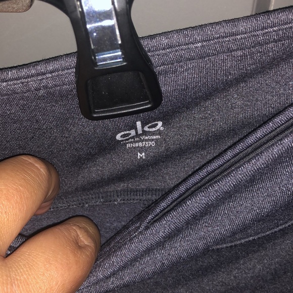 ALO Leggings - Picture 2 of 2